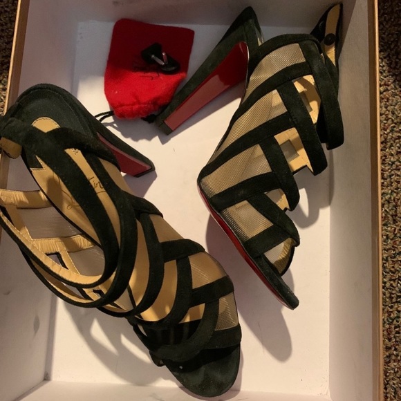 Meet your Posher, Nina - Picture 5 of 6